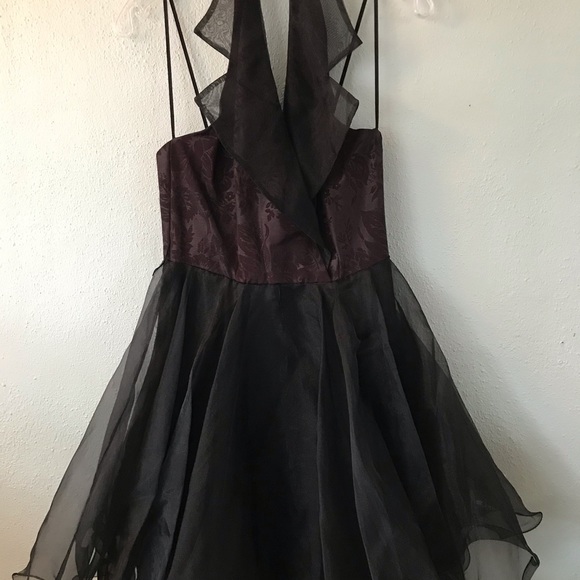 Dress - Picture 5 of 5